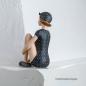 Mobile Preview: 50er Jahre Badefigur Lina in schwarz-blauem Badeanzug mit Punkten (Größe 20 cm)